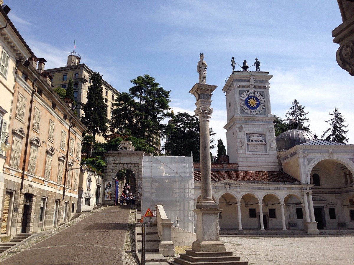 Piazza Libertà